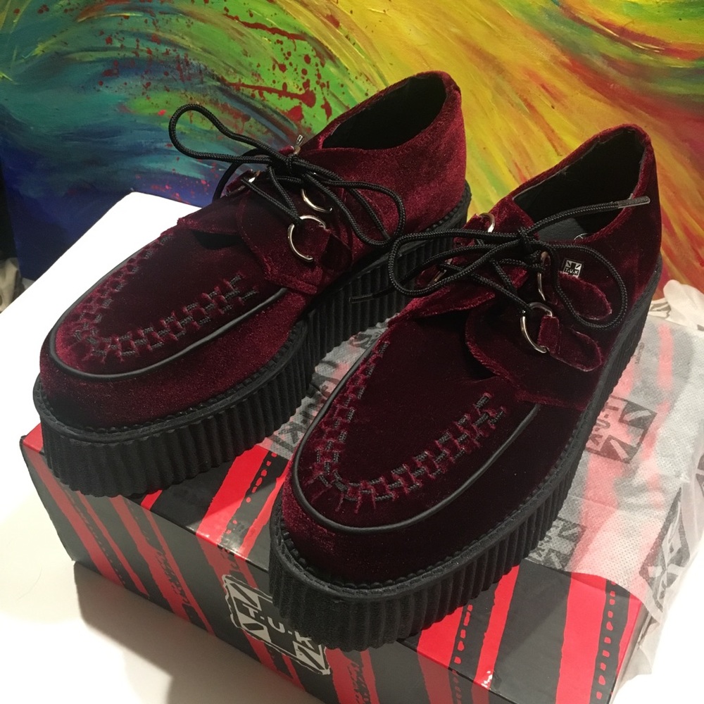 T.U.K BURGUNDY SUEDE PLATFORM CREEPER SHOES SZ 10